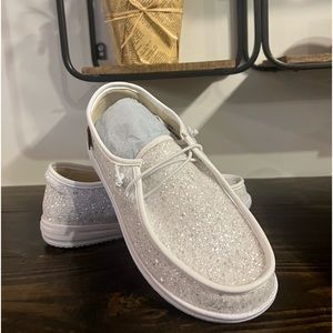 Corky’s kayak sneakers - white glitter